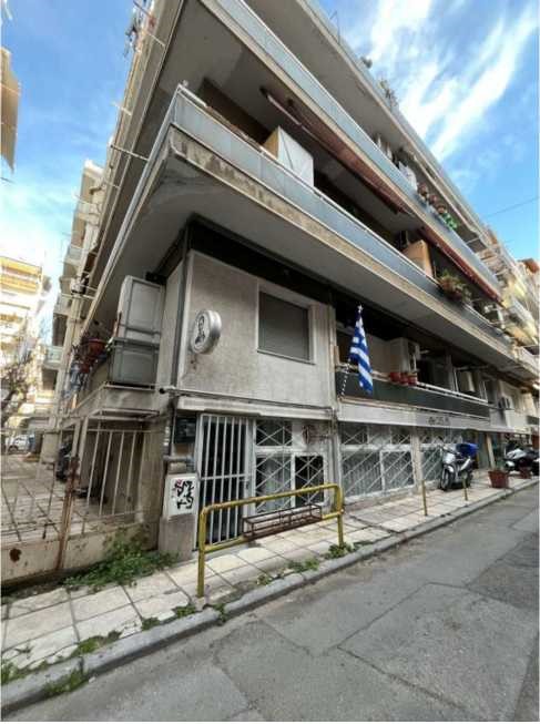 photo1