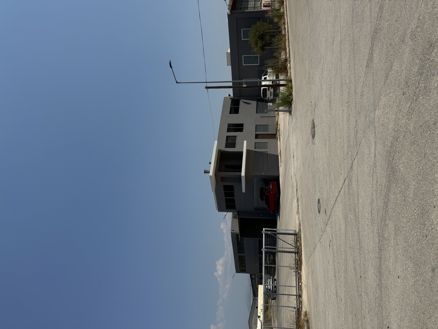 photo1