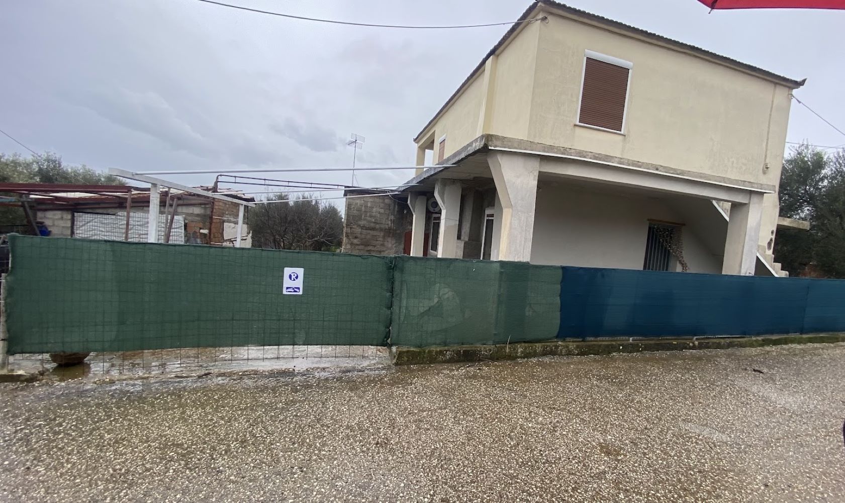 Οικόπεδο με κτίσμα  σε πλειστηριασμό Δήμος Αγρινίου