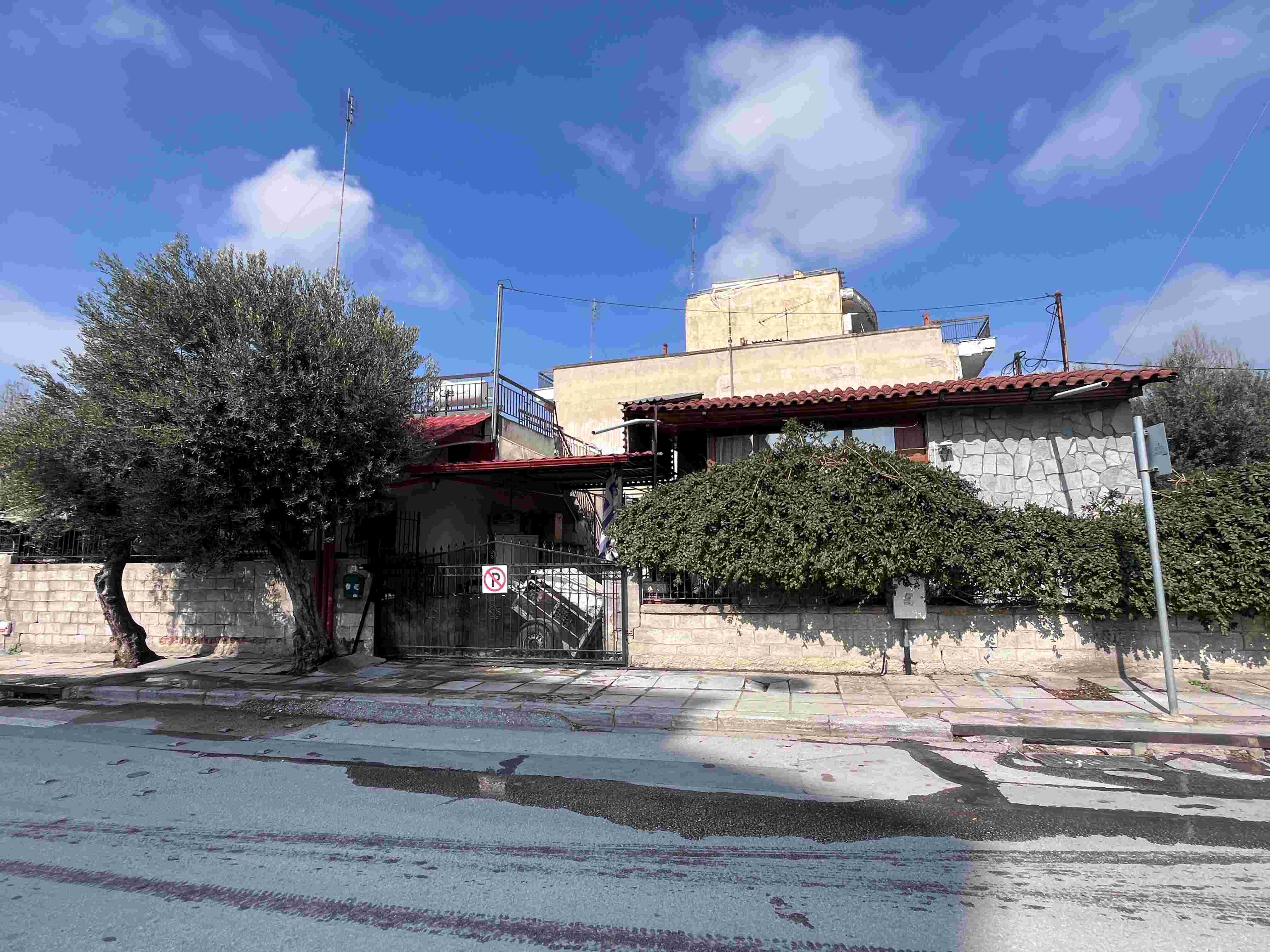 Οικόπεδο με κτίσμα  σε πλειστηριασμό Δήμος Κορδελιού - Ευόσμου