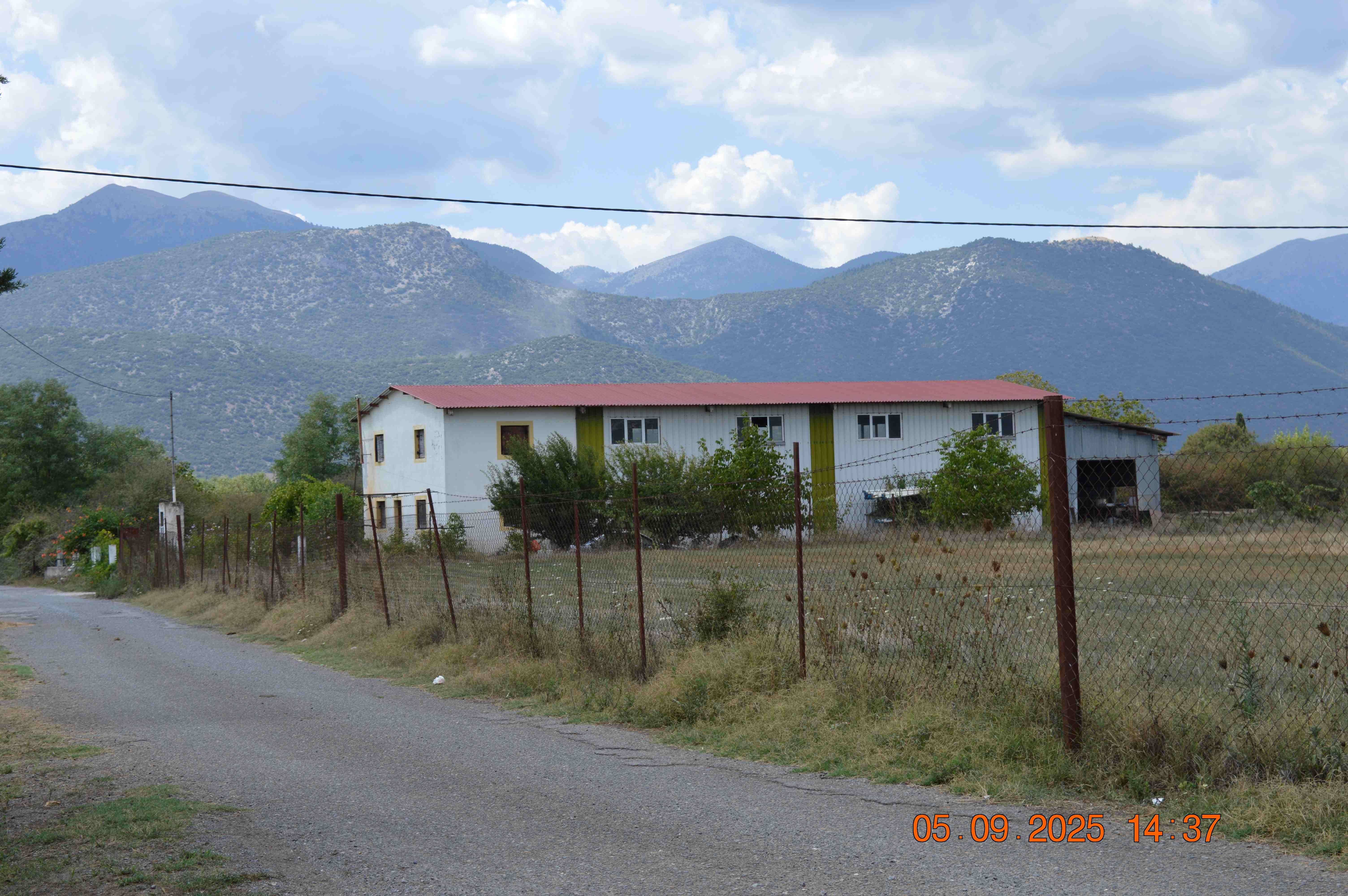 Αγροτεμάχιο με κτίσμα  σε πλειστηριασμό Δήμος Τρίπολης