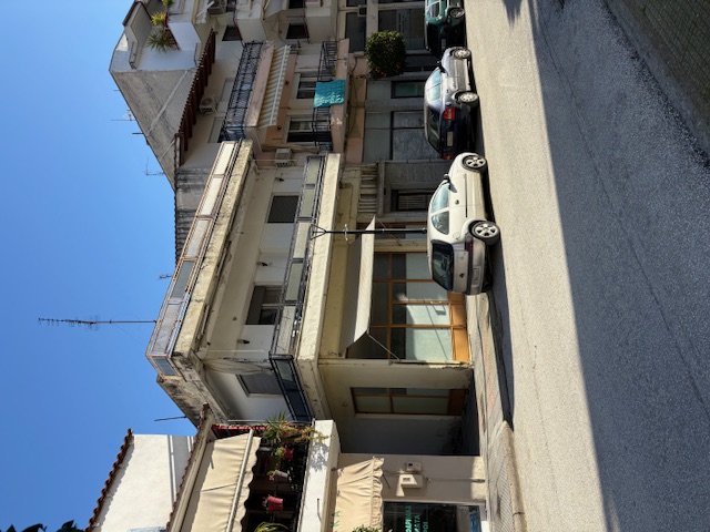 photo1