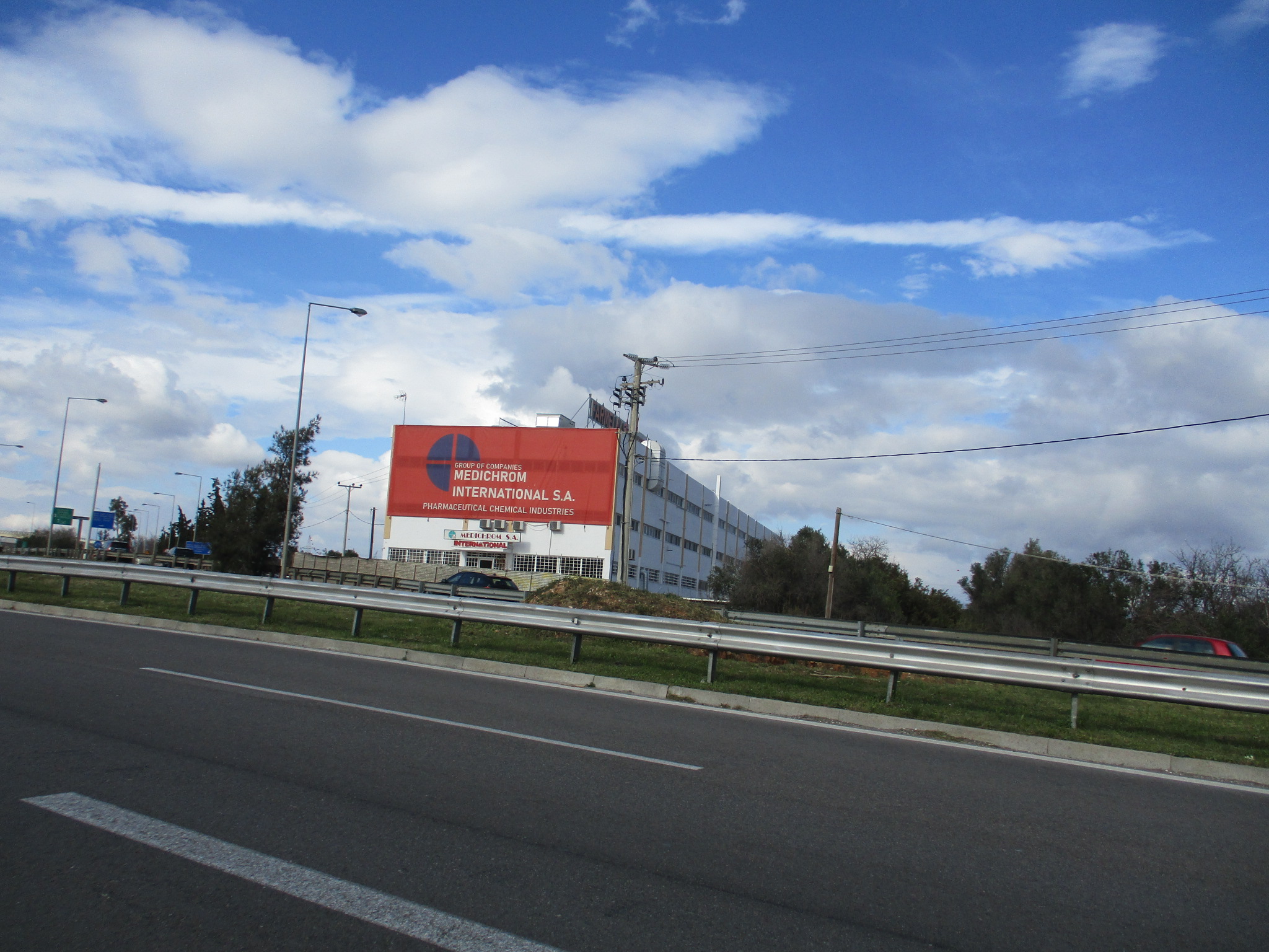 photo1