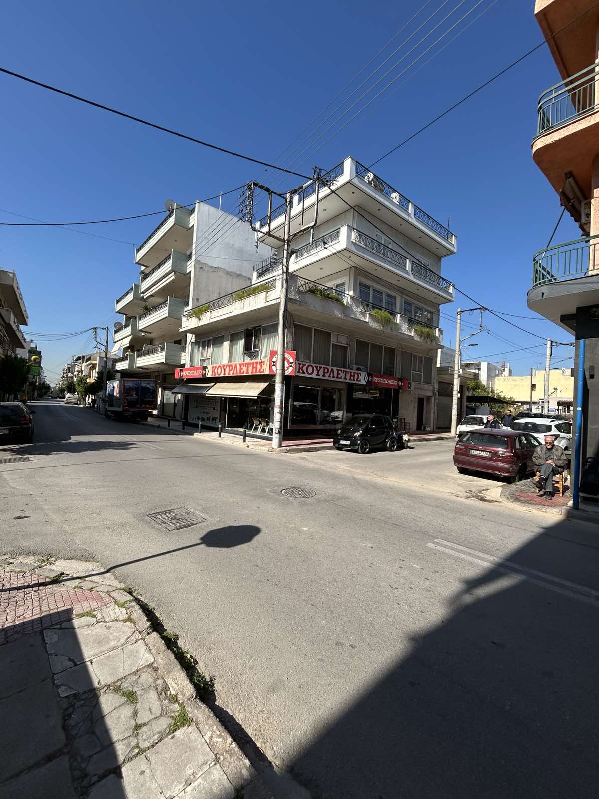 Οικόπεδο με κτίσμα  σε πλειστηριασμό Δήμος Αγίων Αναργύρων - Καματερού