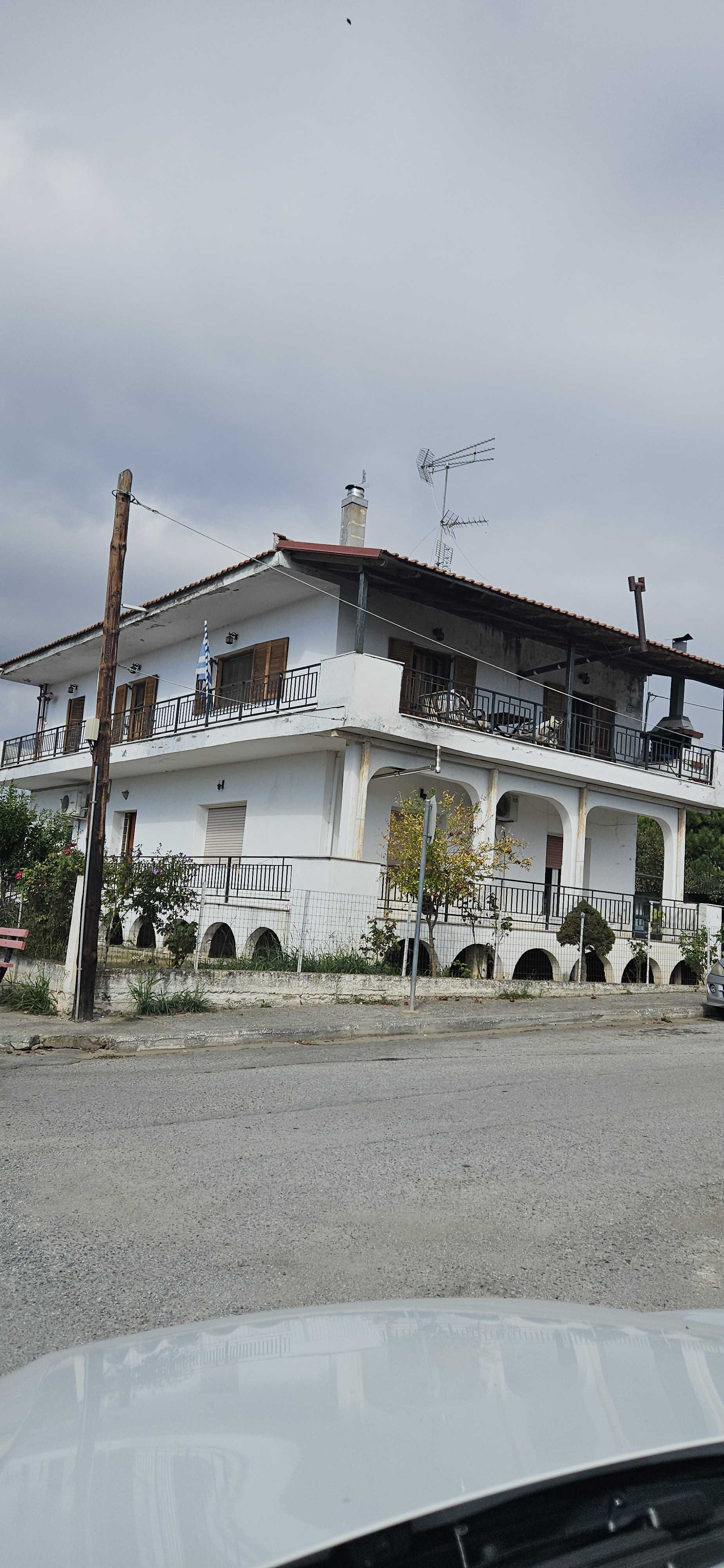photo3