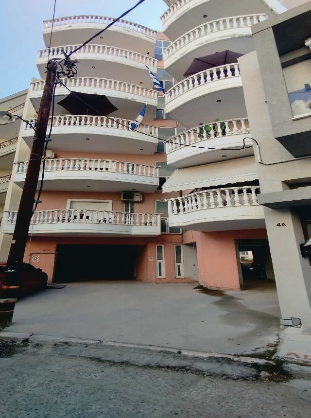 photo0