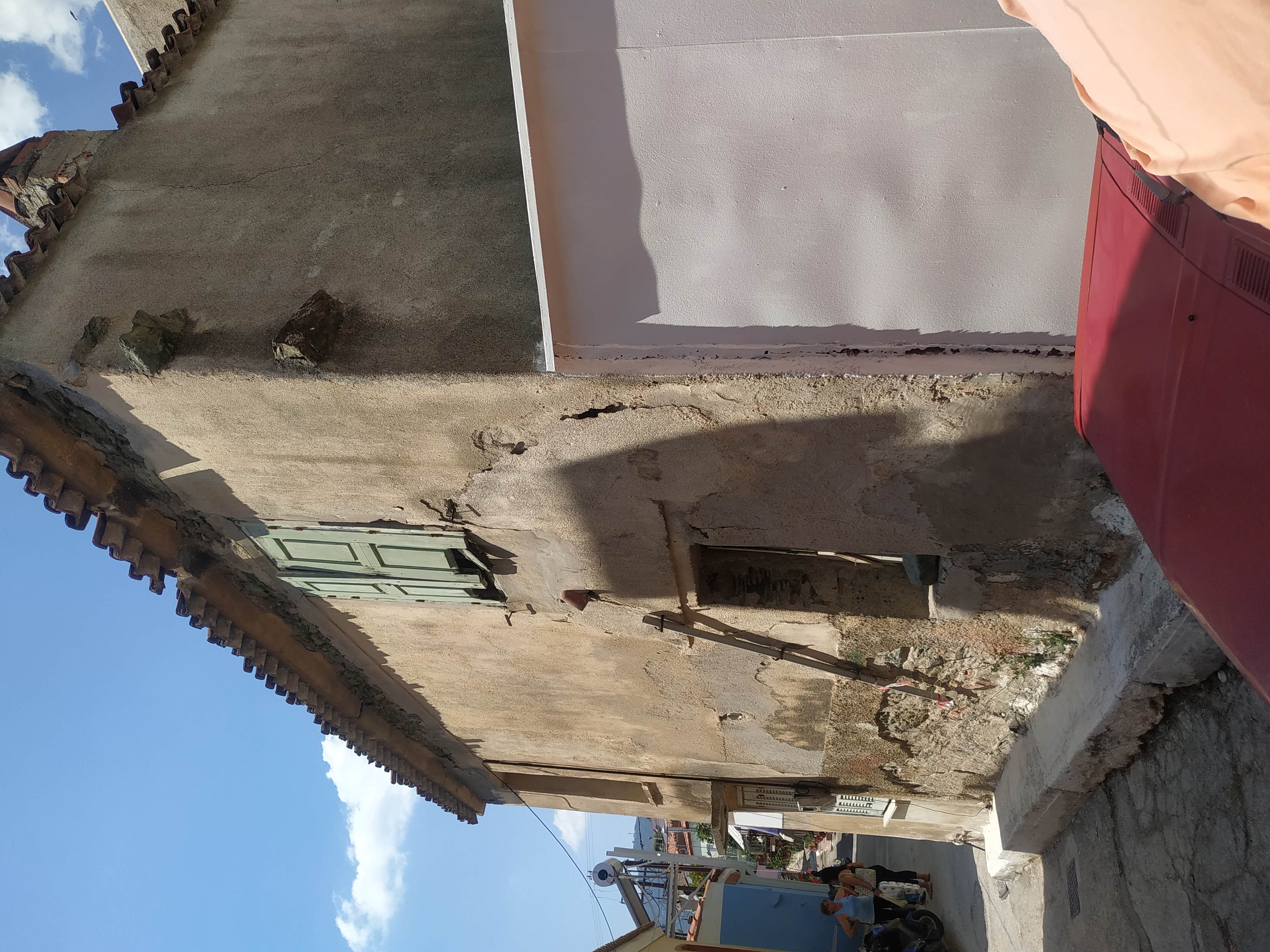 photo1