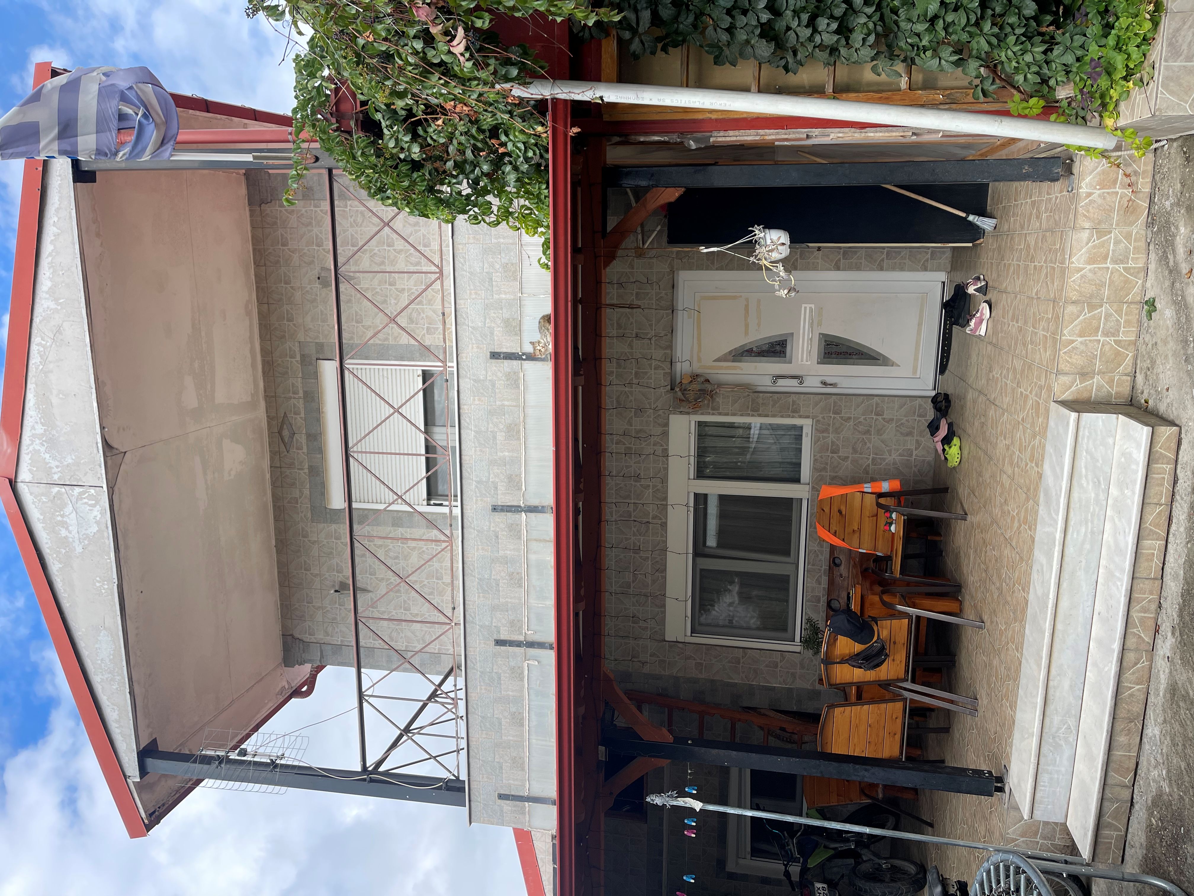 photo1
