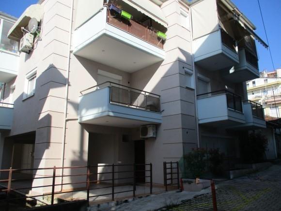 photo1