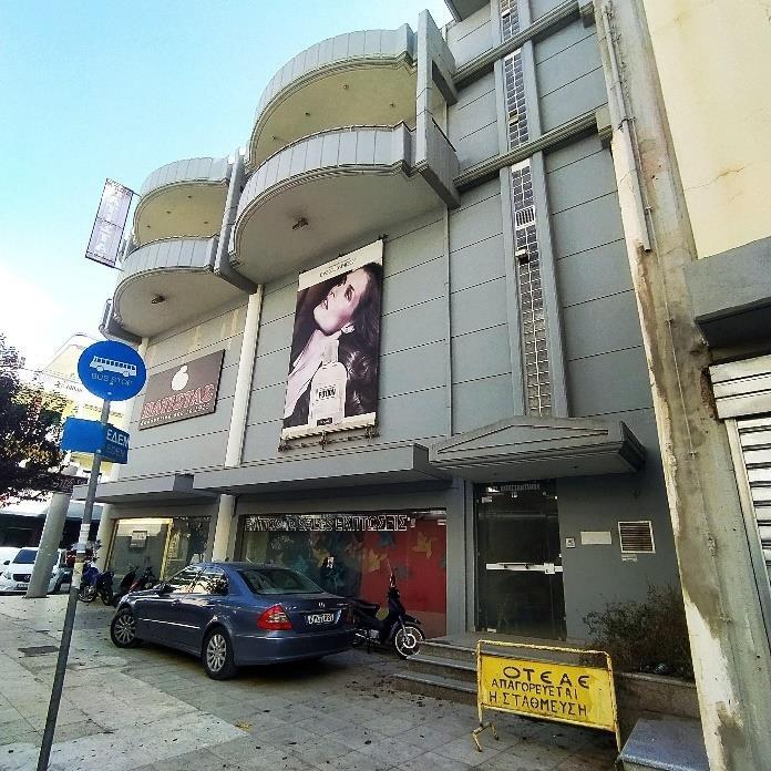 photo1