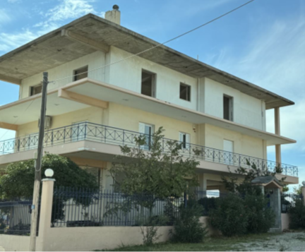 Οικόπεδο με κτίσμα  σε πλειστηριασμό Δήμος Αχαρνών