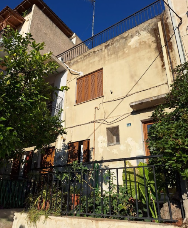 photo1