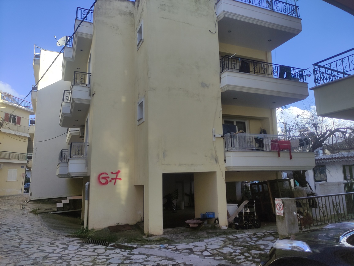 photo0