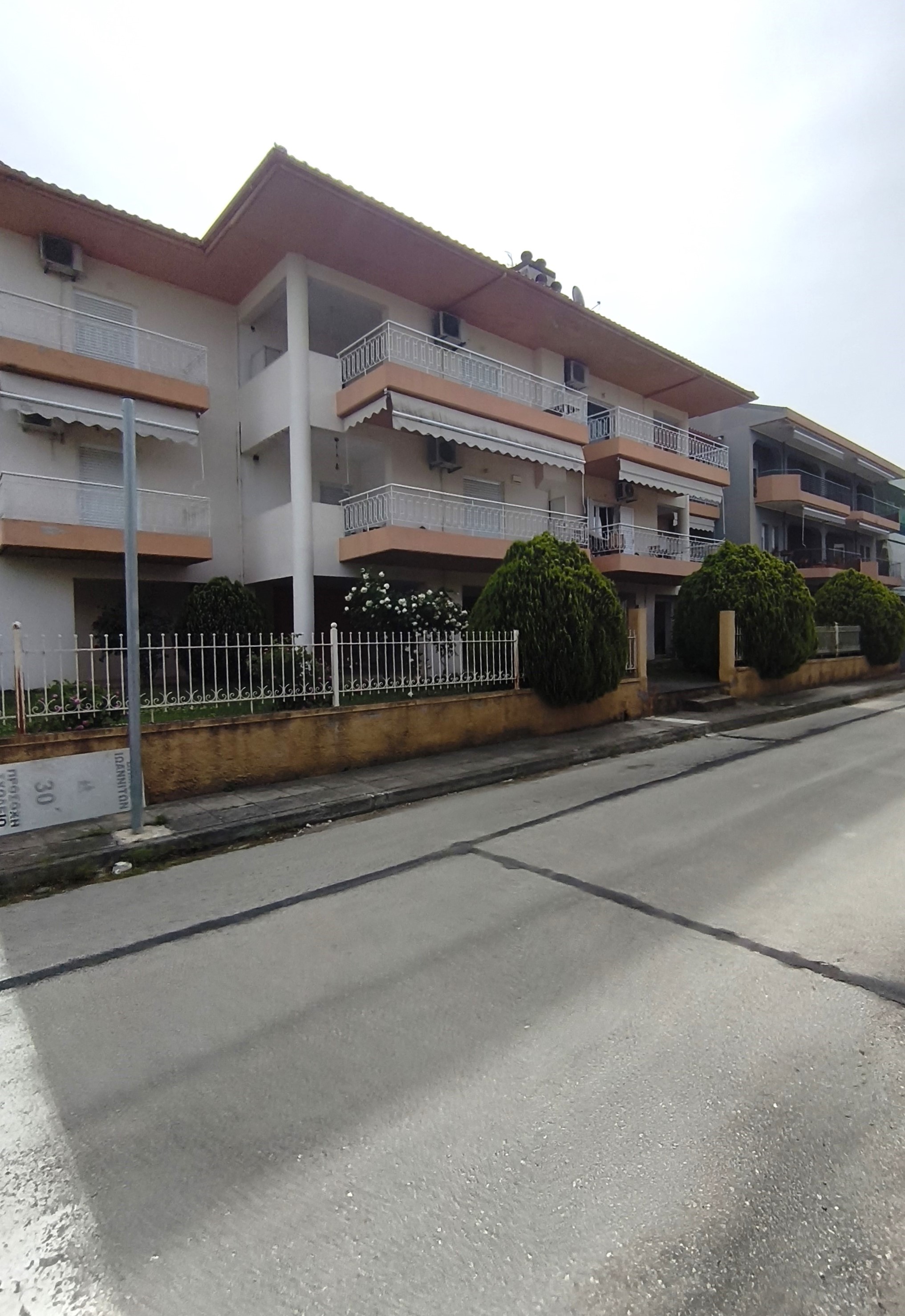 photo0