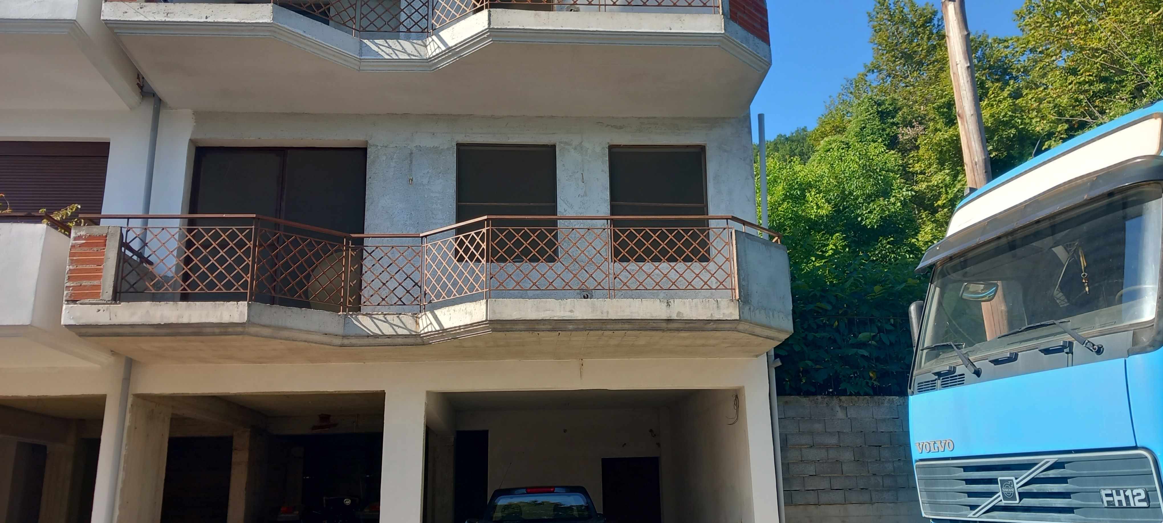 Οικόπεδο με κτίσμα  σε πλειστηριασμό Δήμος Αλμωπίας