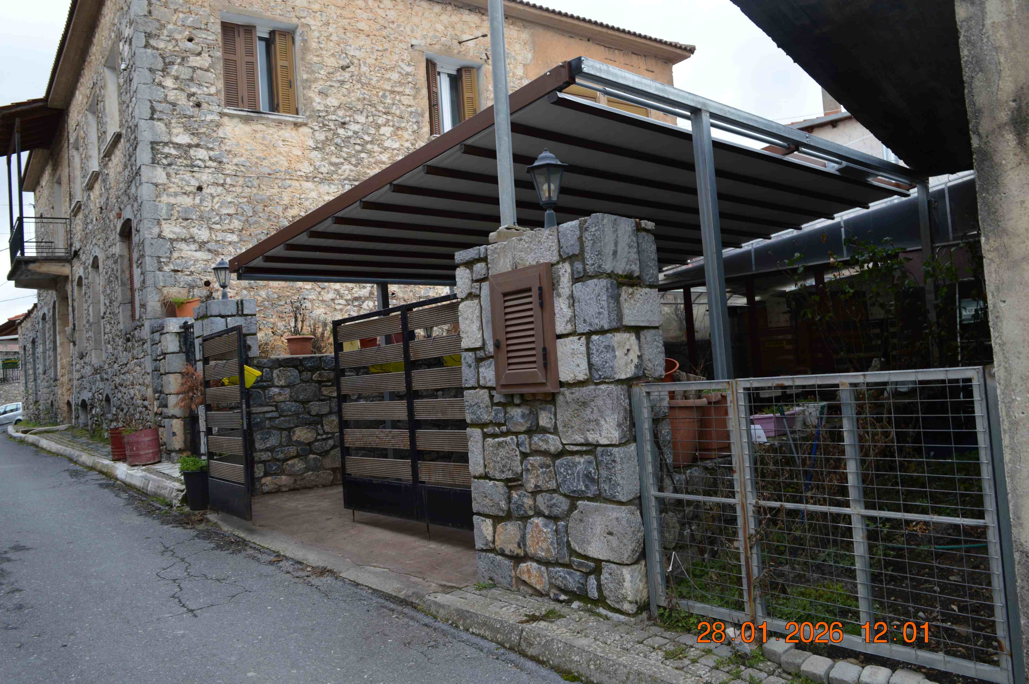 photo0