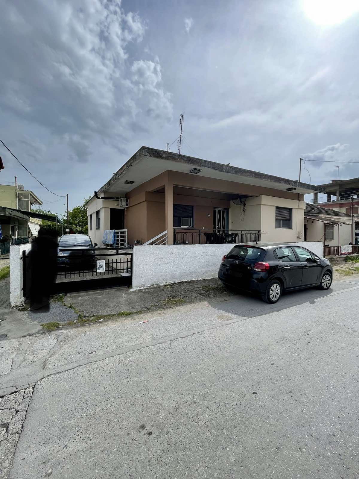 Οικόπεδο με κτίσμα  σε πλειστηριασμό Δήμος Αλεξάνδρειας