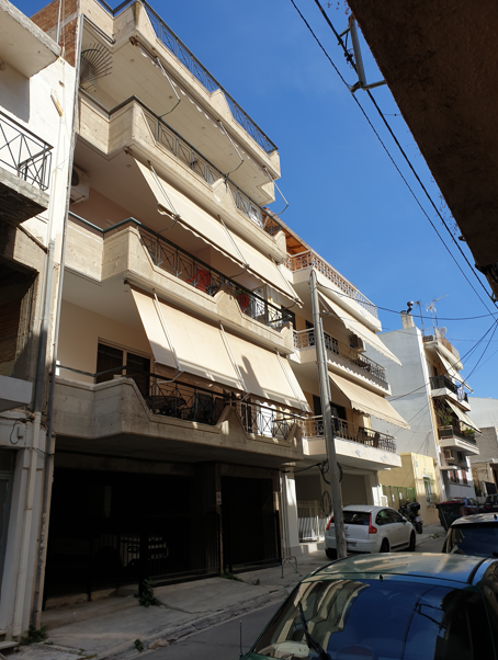 photo1