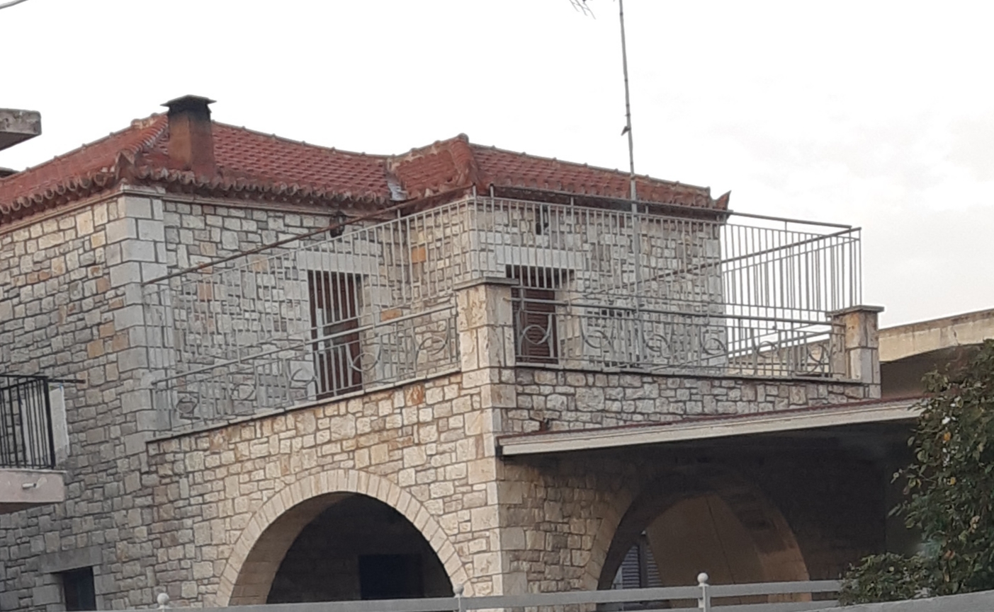 Οικόπεδο με κτίσμα  σε πλειστηριασμό Municipality of Trifylia