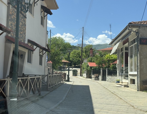 Οικόπεδο με κτίσμα  σε πλειστηριασμό Municipality of Kozani