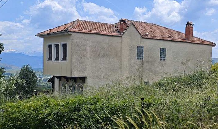 Οικόπεδο με κτίσμα  σε πλειστηριασμό Municipality of Ioannito