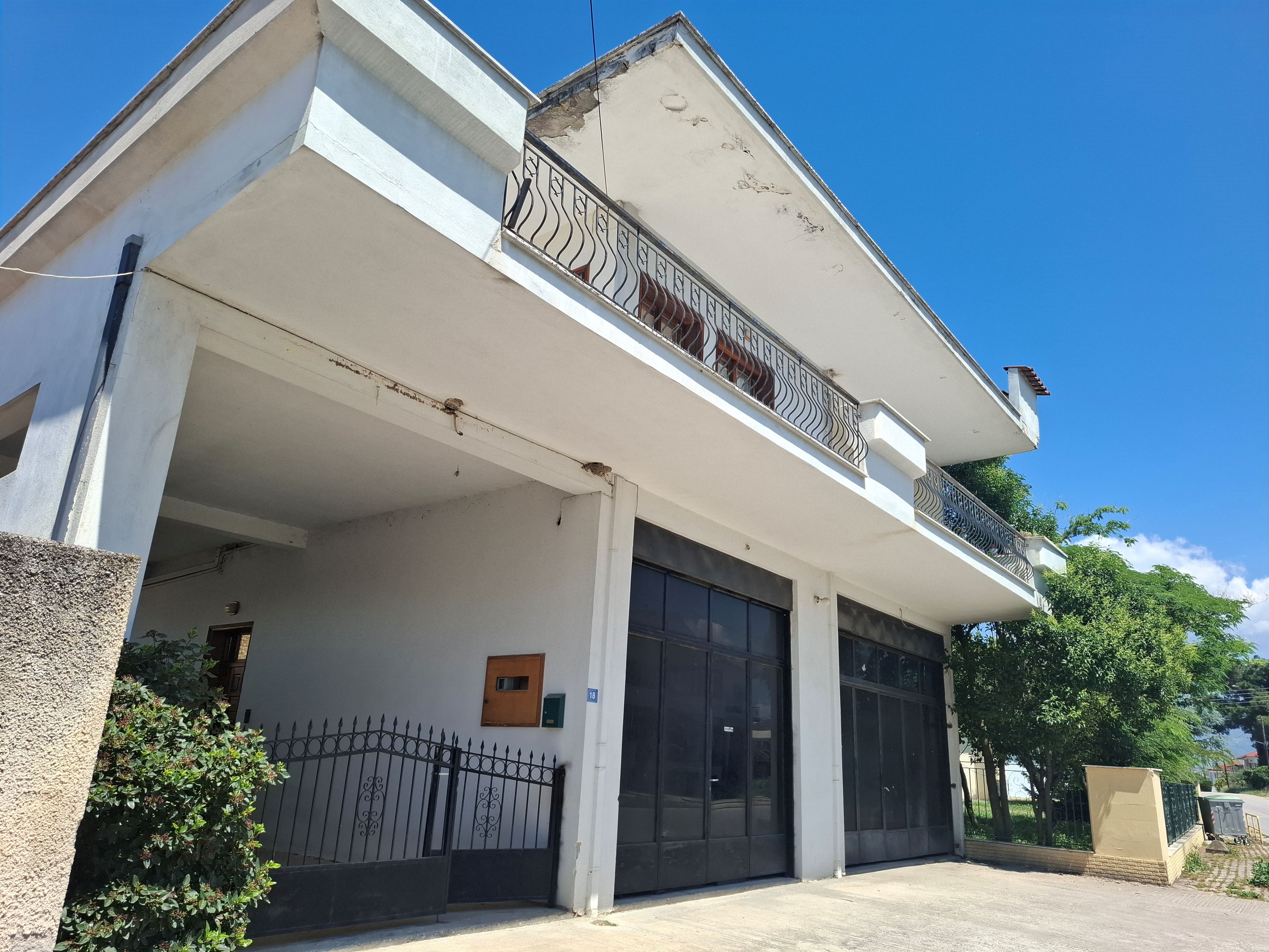 Οικόπεδο με κτίσμα  σε πλειστηριασμό Municipality of Emmanuel Pappa