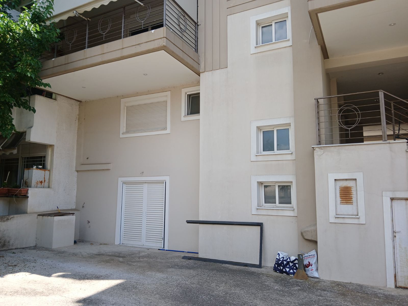 photo2