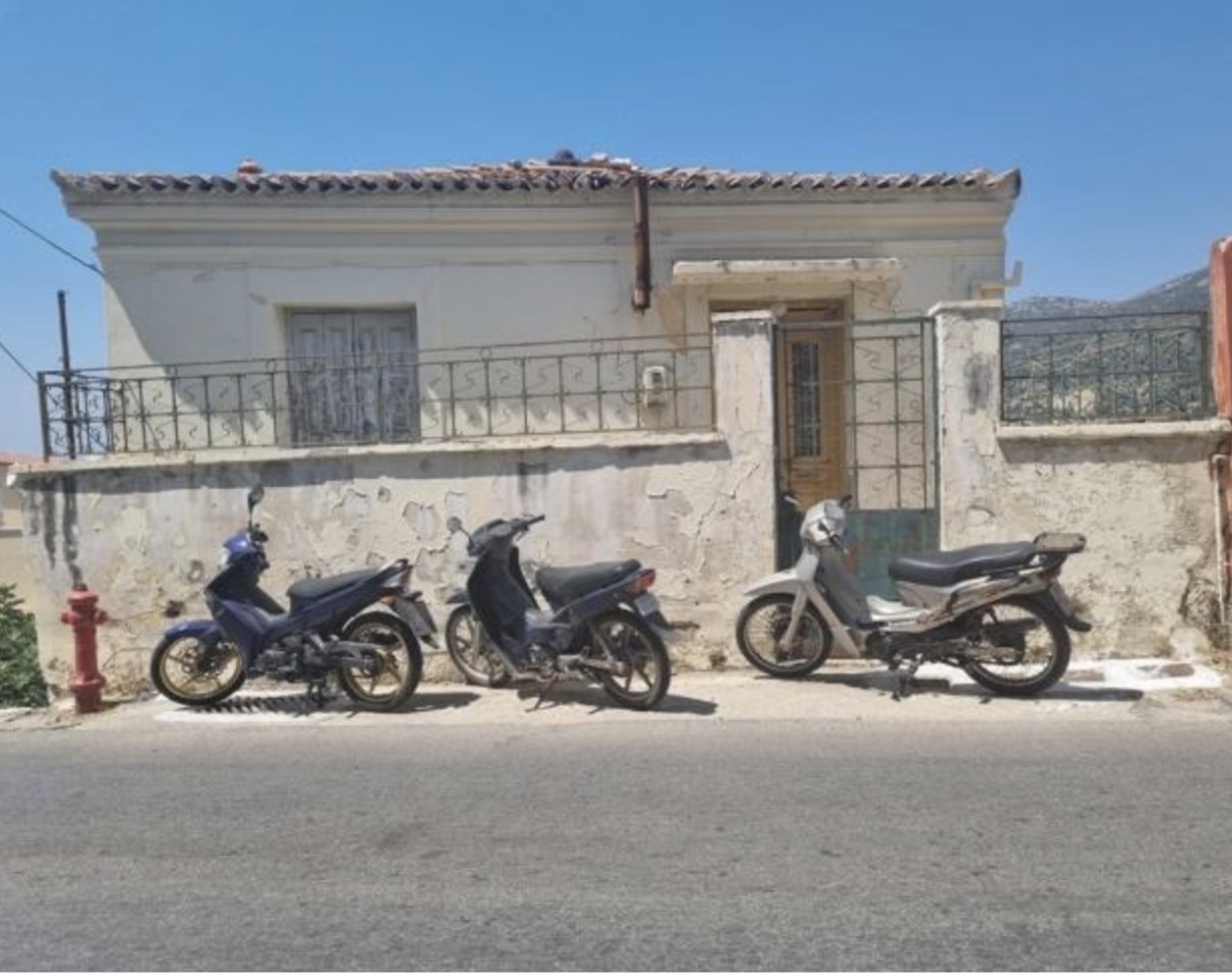 Οικόπεδο με κτίσμα  σε πλειστηριασμό Municipality of Samos