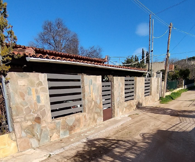 Οικόπεδο με κτίσμα  σε πλειστηριασμό Municipality of Spata - Artemis