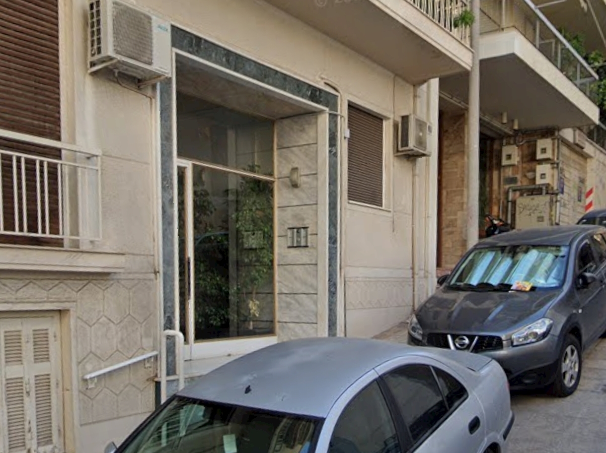 photo1