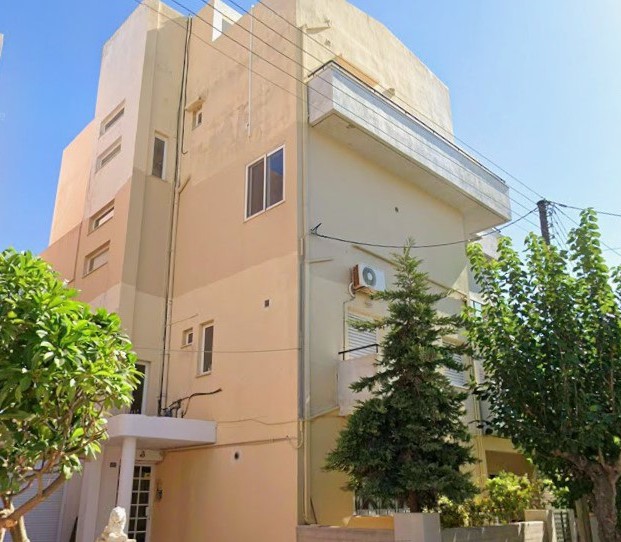 photo1