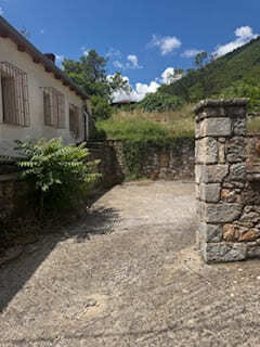 photo1