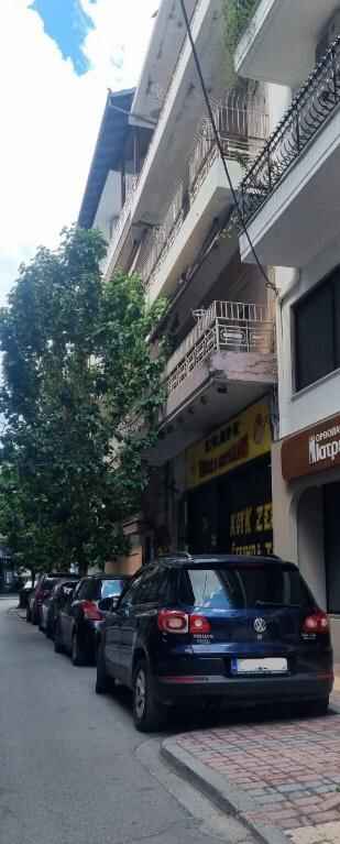 photo1