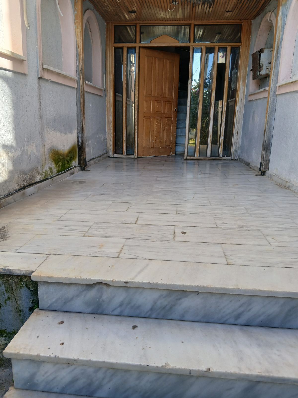 Οικόπεδο με κτίσμα  σε πλειστηριασμό Tribe Municipality