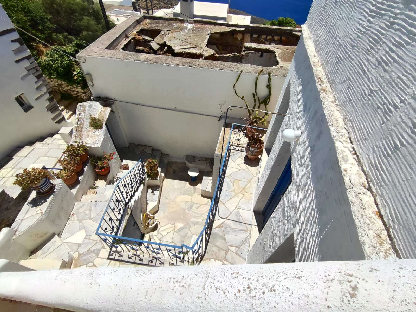 Οικόπεδο με κτίσμα  σε πλειστηριασμό Δήμος Τήνου