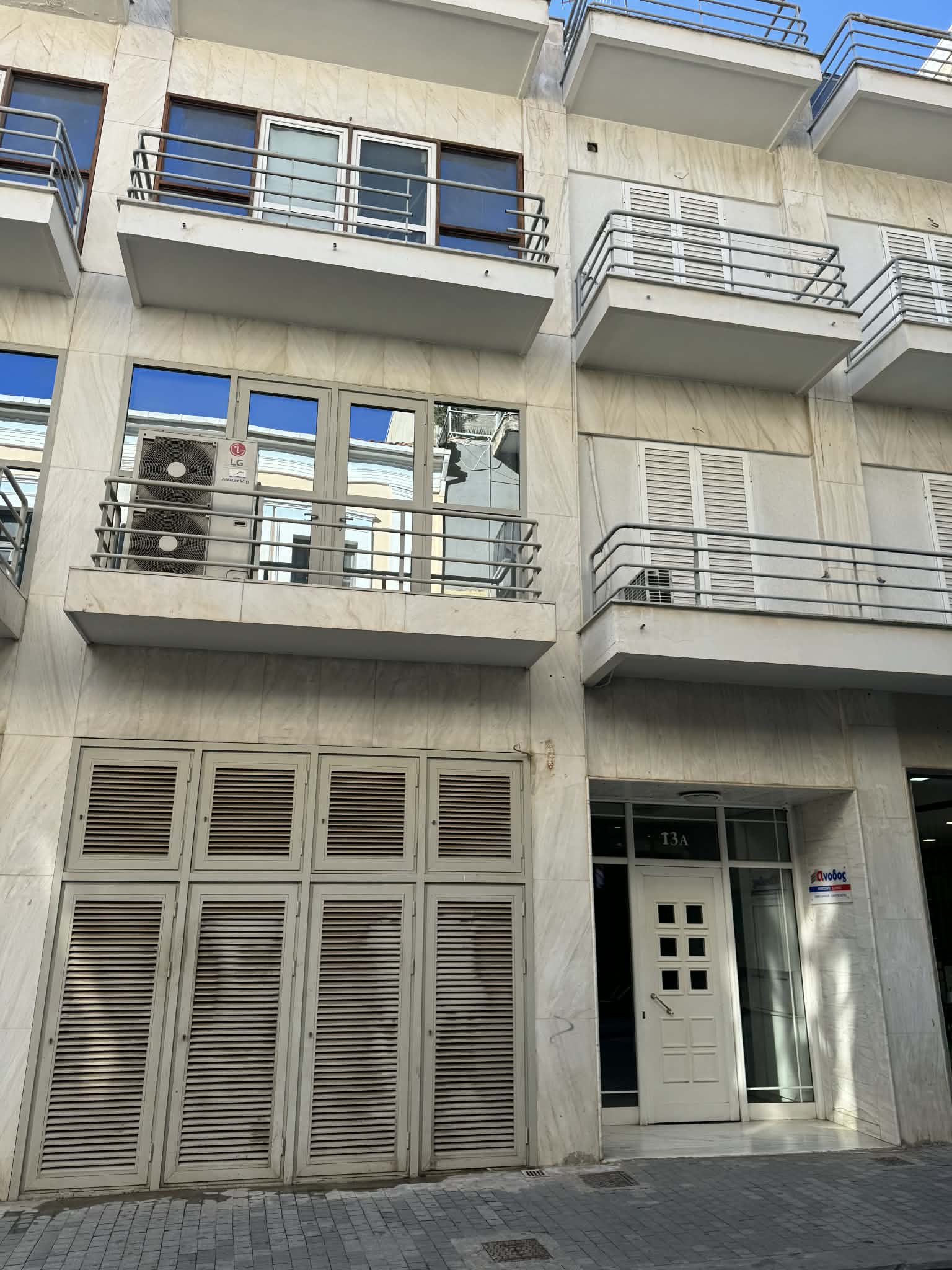 photo3