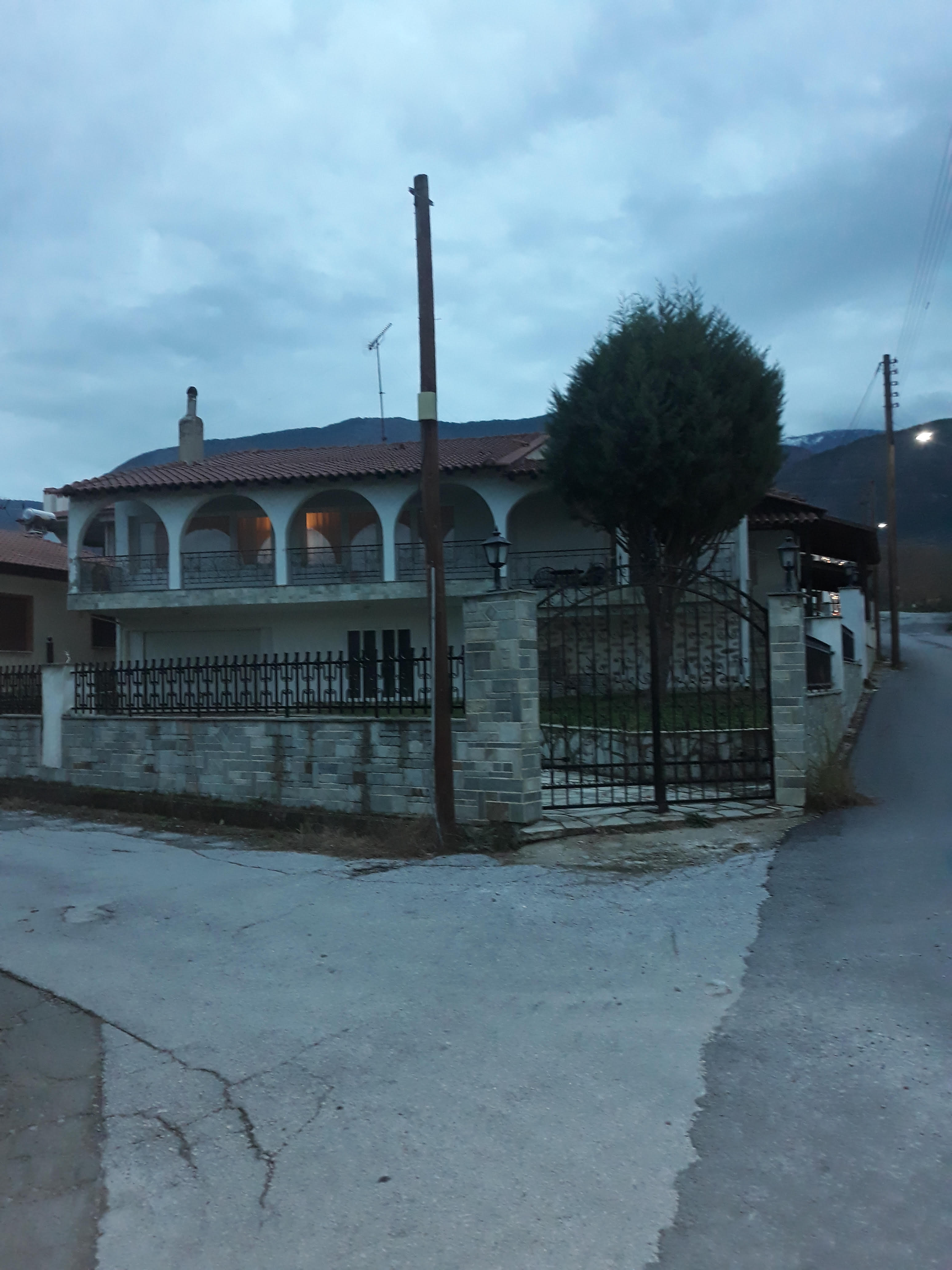 photo2