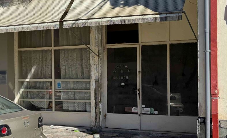 Κατάστημα  σε πλειστηριασμό Δήμος Παύλου Μελά