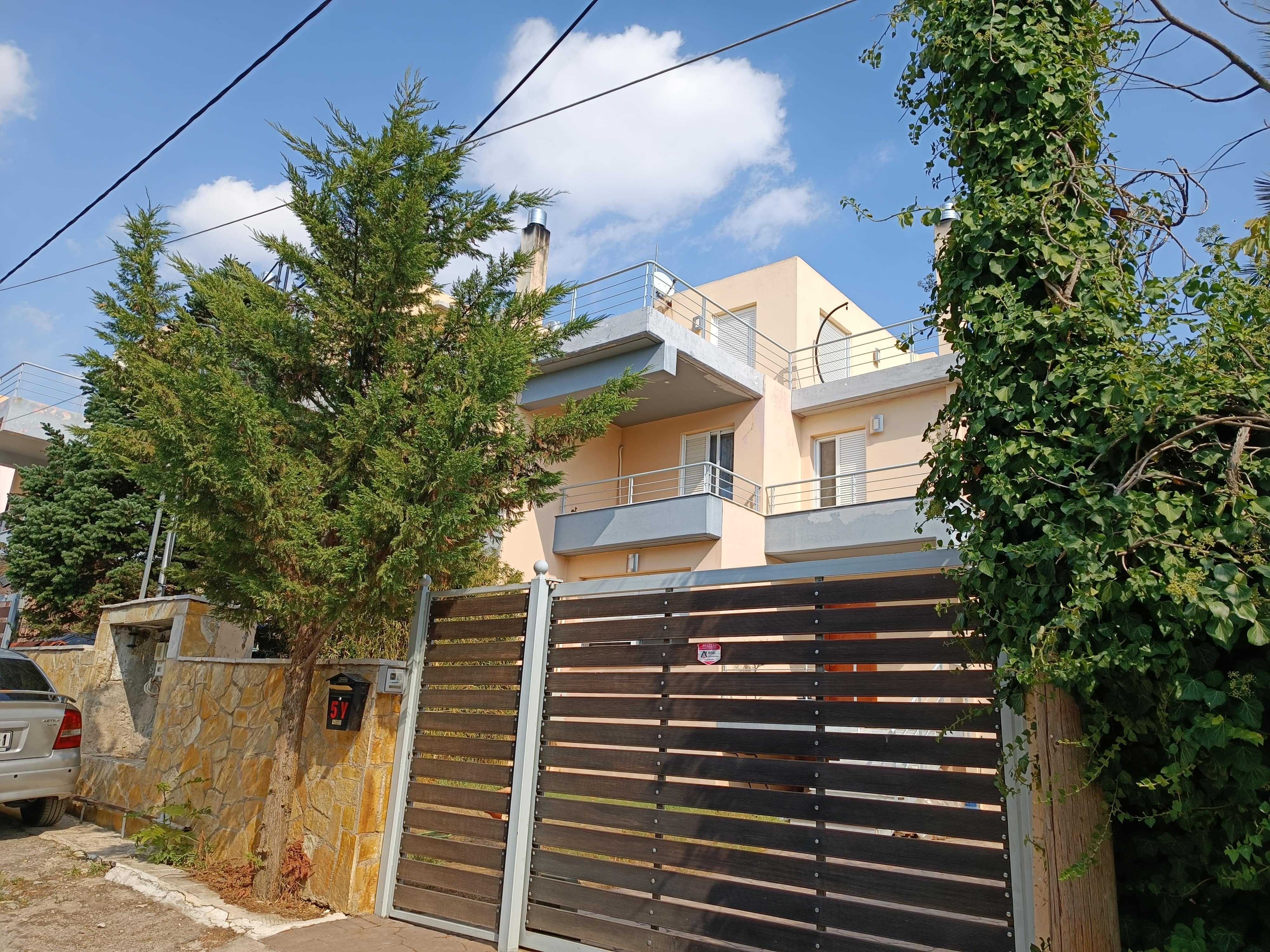 Οικόπεδο με κτίσμα  σε πλειστηριασμό Municipality of Acharnon