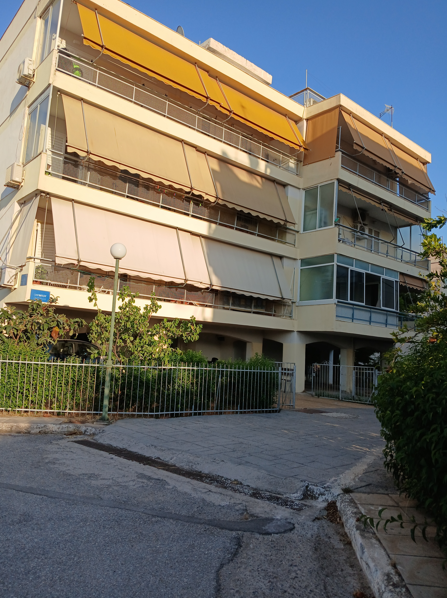photo1