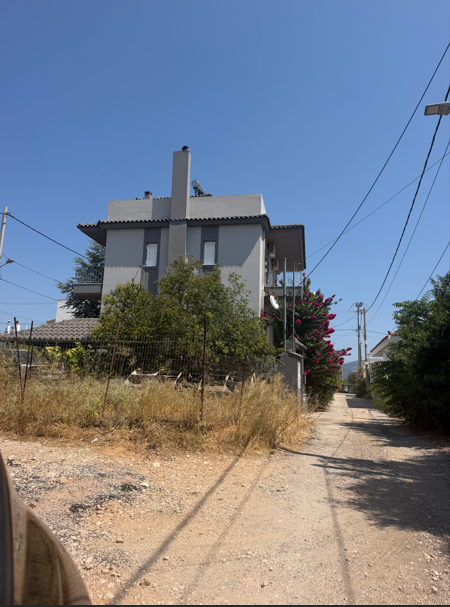 Οικόπεδο με κτίσμα  σε πλειστηριασμό Δήμος Αχαρνών