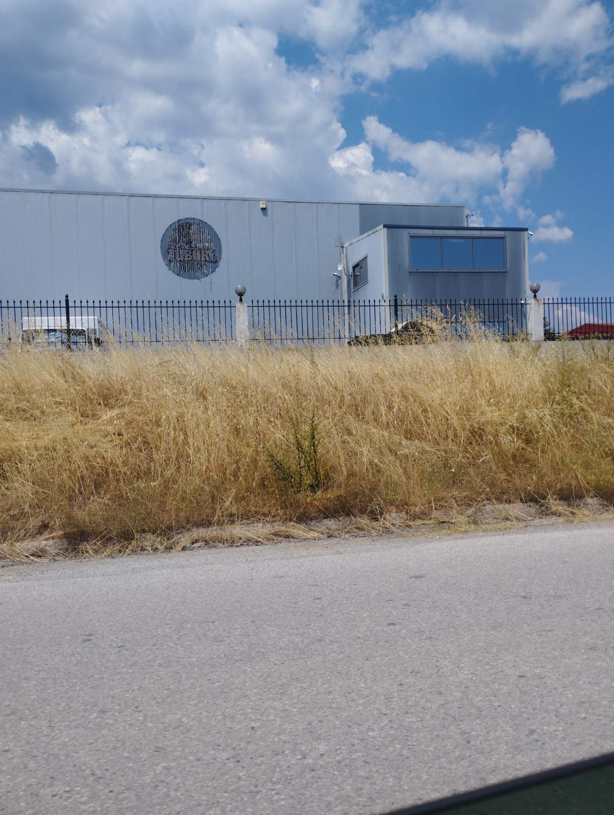 photo2