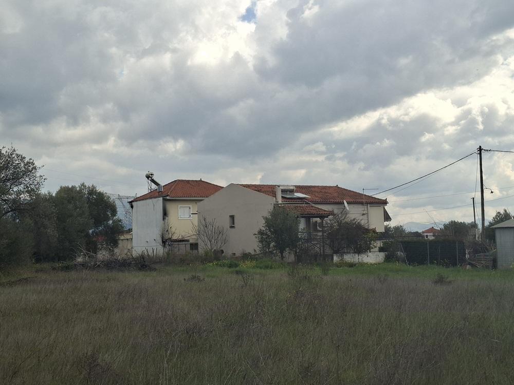 Οικόπεδο με κτίσμα  σε πλειστηριασμό Δήμος Ερέτριας