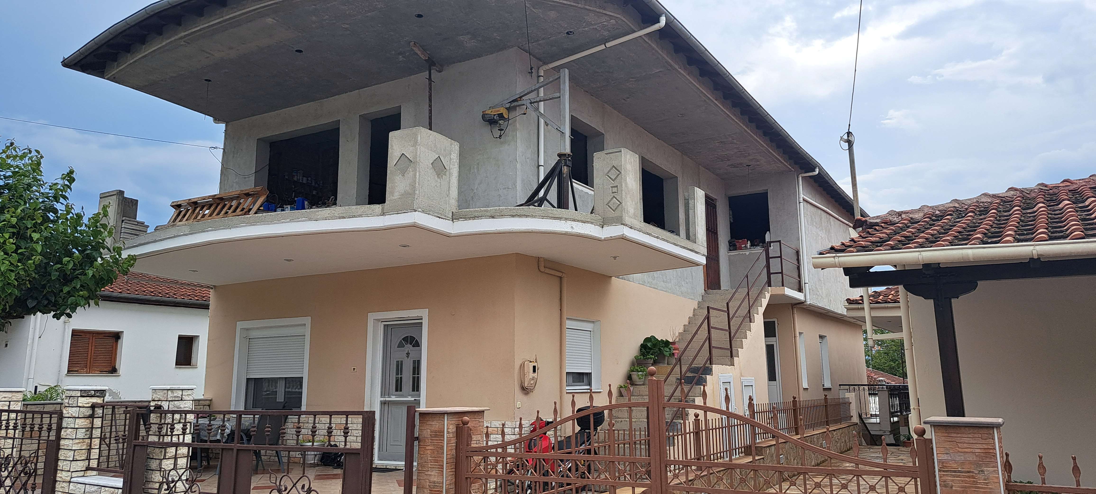 Οικόπεδο με κτίσμα  σε πλειστηριασμό Δήμος Σερβίων - Βελβεντού
