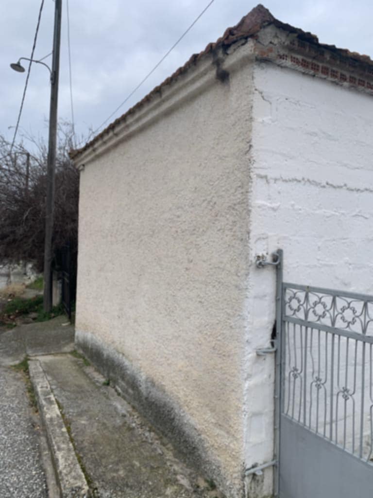 Οικόπεδο με κτίσμα  σε πλειστηριασμό Δήμος Φαρκαδόνας