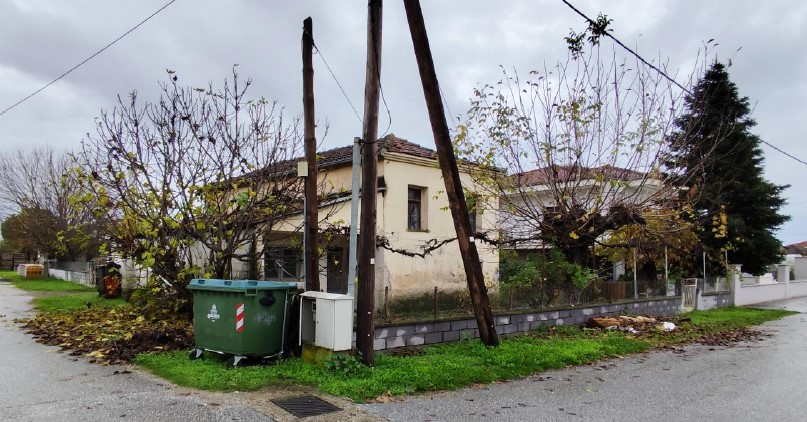 Οικόπεδο με κτίσμα  σε πλειστηριασμό Δήμος Τρικκαίων