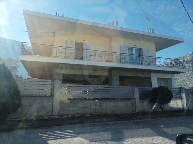 Οικόπεδο με κτίσμα  σε πλειστηριασμό Δήμος Νεμέας
