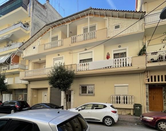 Οικόπεδο με κτίσμα  σε πλειστηριασμό Δήμος Κατερίνης