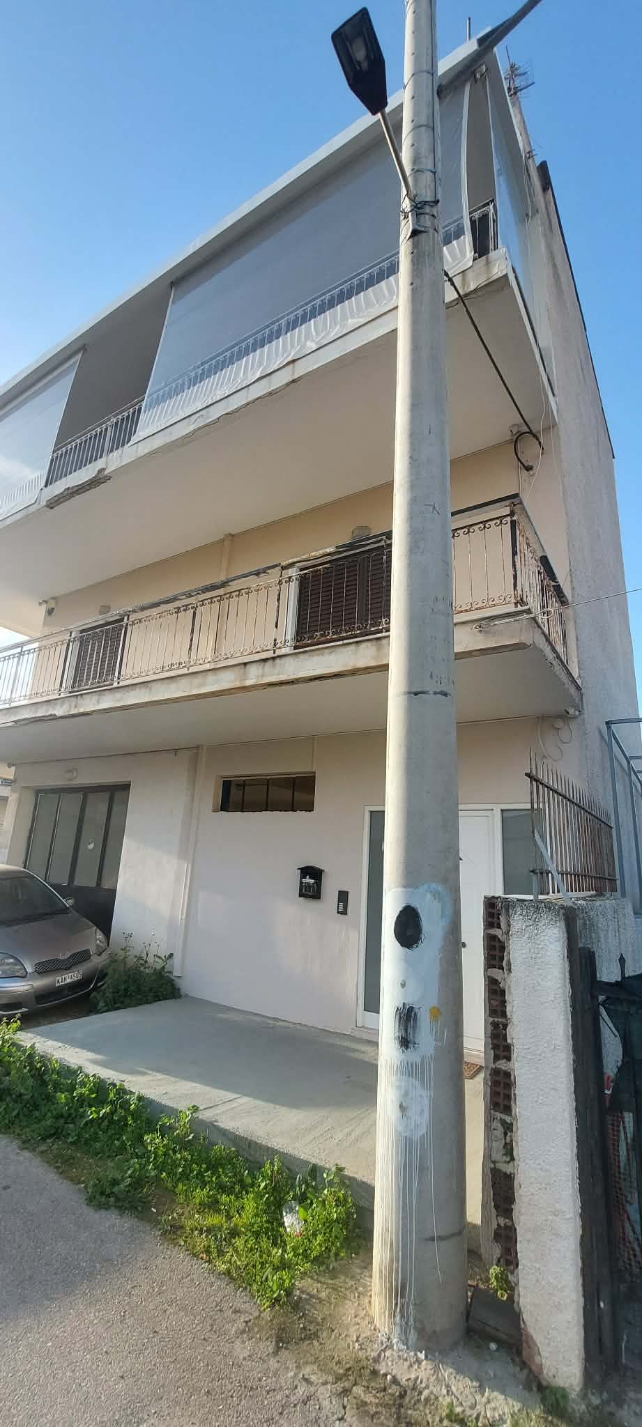 Οικόπεδο με κτίσμα  σε πλειστηριασμό Δήμος Σικυωνίων