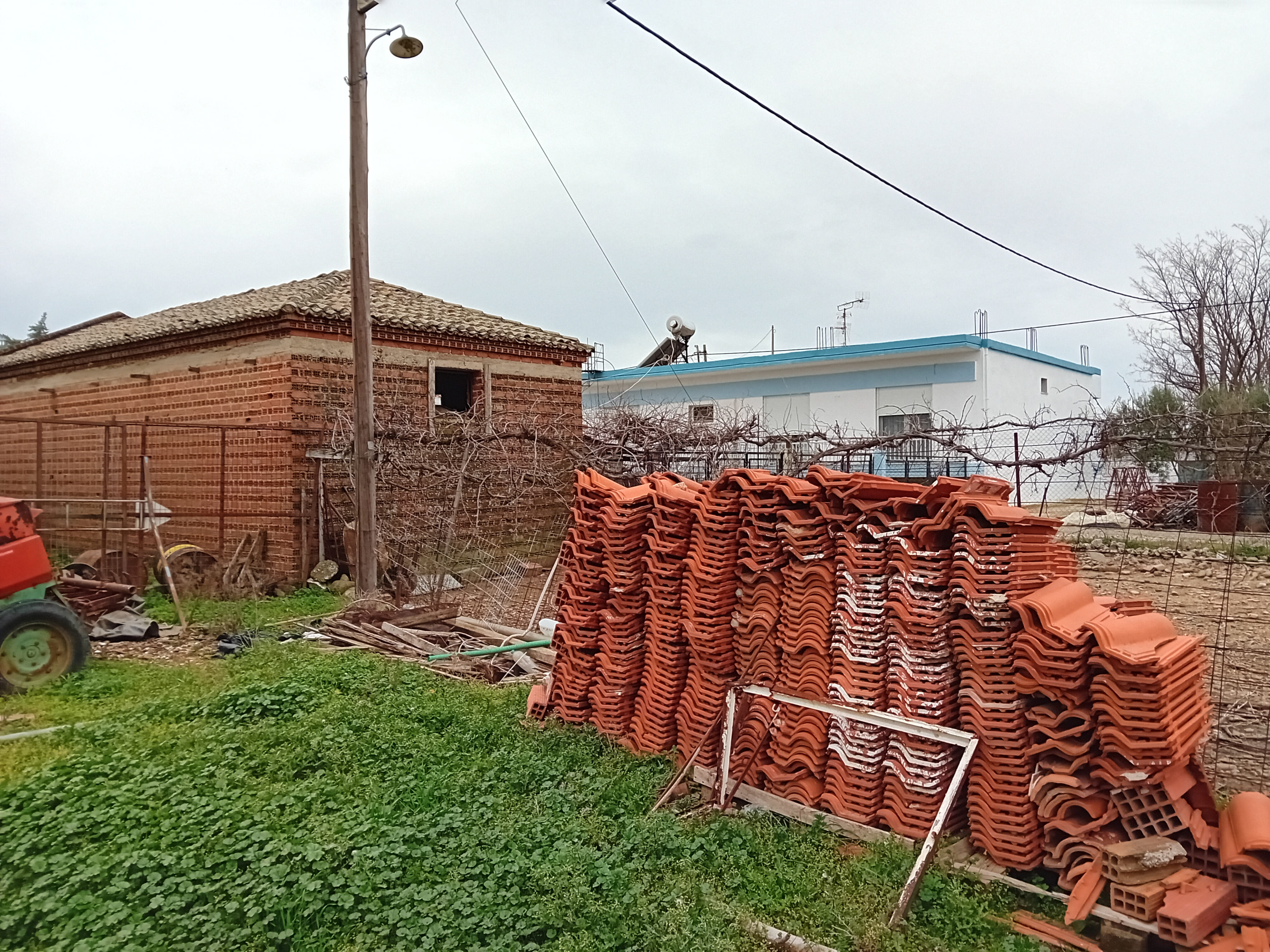 Οικόπεδο με κτίσμα 127.39 sq.m. σε πλειστηριασμό Municipality of Komotini